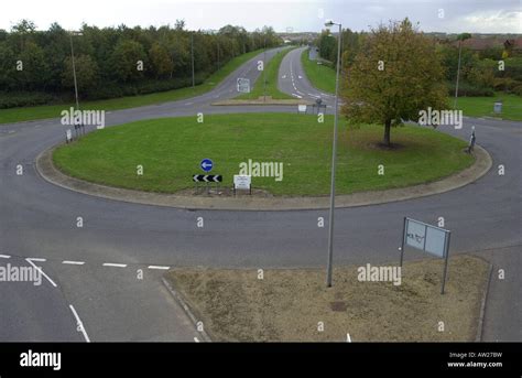 Milton keynes roundabout hi-res stock photography and images - Alamy