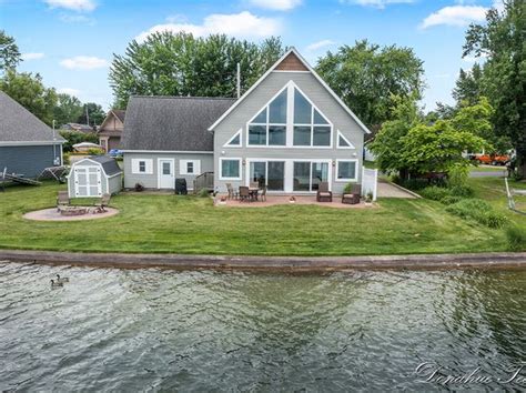 Gun Lake - Shelbyville MI Real Estate - 17 Homes For Sale | Zillow