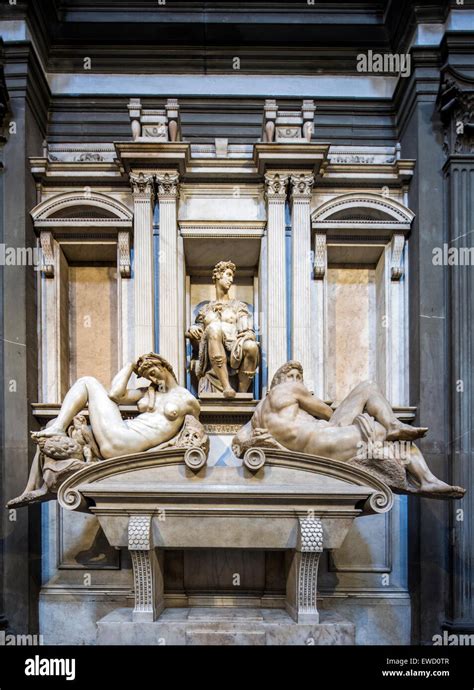 tomb of Giuliano di Lorenzo de' Medici, sculpture by Michelangelo, New ...