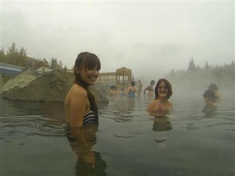 Fairbanks Small-Group Northern Lights, Chena Hot Springs Tour 2024