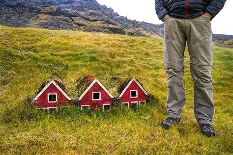 Iceland’s tiny houses for Elves | STREET ART UTOPIA