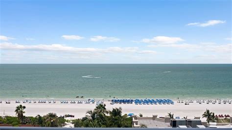 1 Bedroom Full Ocean View Suite | Marco Beach Ocean Suites Florida ...