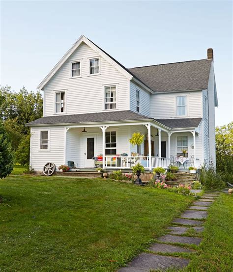 Farmhouse Details for a Beautiful and Reliable Exterior - The Cottage Market