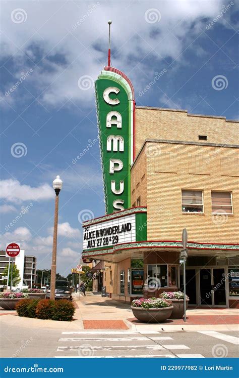 Denton, Texas : Historic Campus Theater in Downtown Denton Texas ...