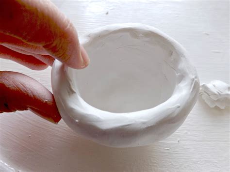 Blossoms and bundles: Polymer Clay Bowl DIY