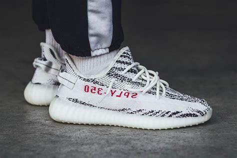 How To Spot Fake Yeezy 350 V2 Zebra – LegitGrails