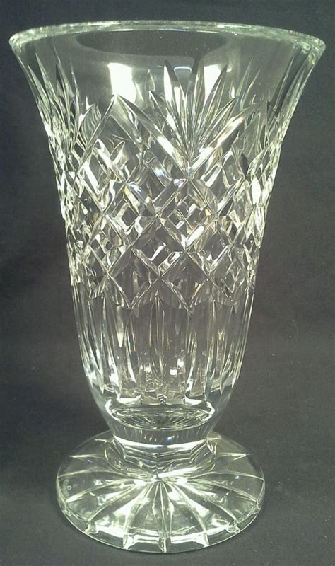 ANTIQUE EIGHT INCH WATERFORD CRYSTAL VASE | Waterford crystal, Waterford crystal vase, Crystal vase