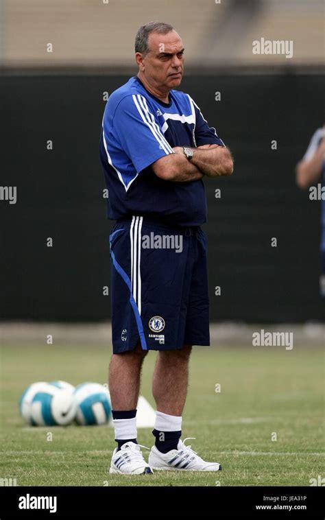 AVRAM GRANT CHELSEA DIRECTOR OF FOOTBAL LOS ANGELES CALIFORNIA USA 10 ...