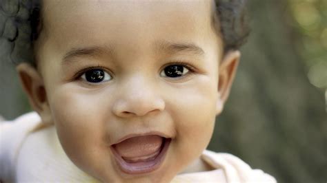 Black skin care: How to care for your baby's skin | BabyCenter