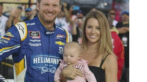 Dale Earnhardt Jr., wife Amy, expecting second child | wcnc.com