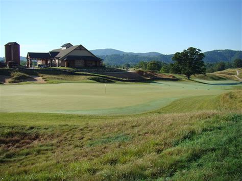 Ballyhack Golf Club - Roanoke, VA | 18th hole and clubhouse | Flickr