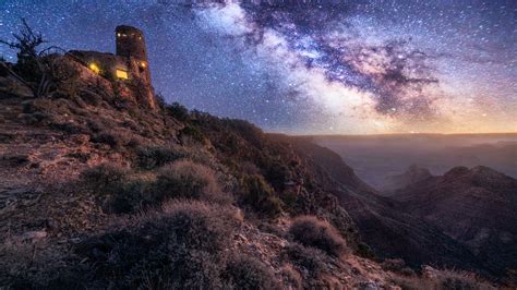 Grand Canyon desert view watchtower at night with Milky Way, Arizona, USA | Windows 10 Spotlight ...