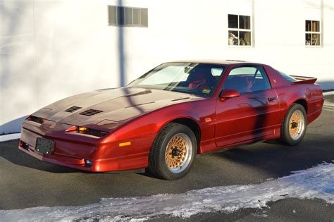 1987 Pontiac Firebird Trans Am | Mutual Enterprises Inc