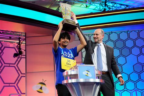 Scripps National Spelling Bee crowns champion after he confidently spells 'psammophile' - ABC News