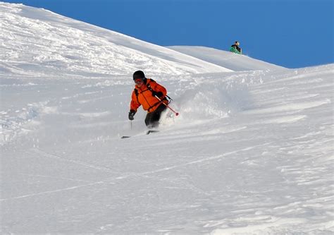 Cervinia Skiing & Snowboarding | Ski Lifts, Terrain, Lift Passes & Trail Maps