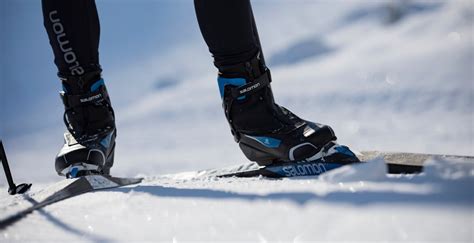 Comment choisir ses skis de fond de skating