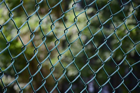 Fence,barrier,steel,metal,wire - free image from needpix.com