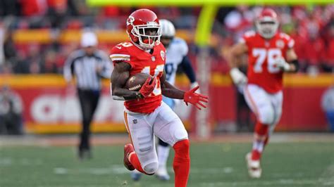 Tyreek Hill avoids suspension, allowed to return to Kansas City Chiefs ...