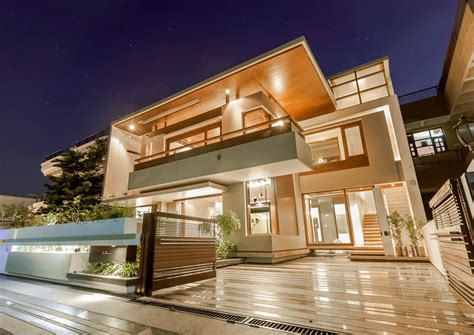 8 Modern House Exterior Lighting Ideas