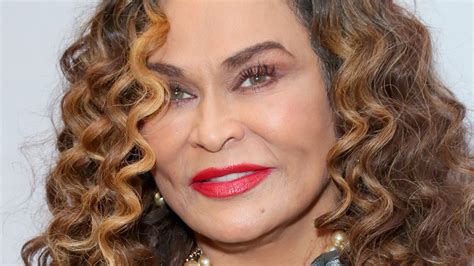 Inside Beyoncé's Close Relationship With Her Mom Tina Knowles - TrendRadars