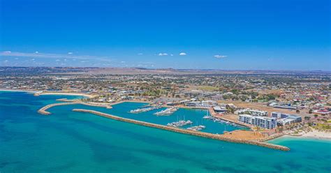 Find the Best Beaches in Geraldton | Geraldton Beach Guide