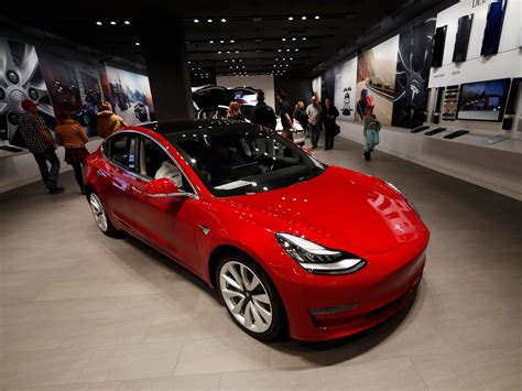 Tesla’s electric cars are leaving industry giants in the dust – a ...