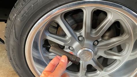 Tire Lug Nut And Bolt Types And Replacement, 52% OFF