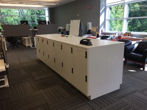 Smart Office Lockers: Return to the Workplace - Hamilton Casework