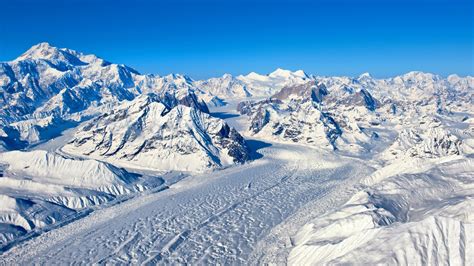 Winter Mountain 4K Ultra HD Wallpaper [3840x2160]