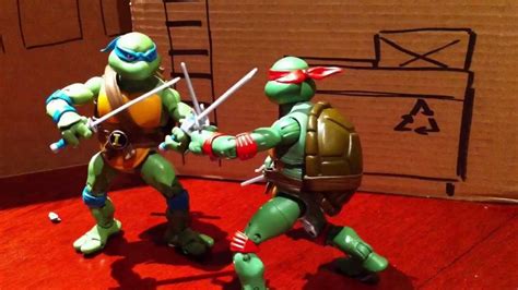 TMNT: Leo Vs Raph - YouTube