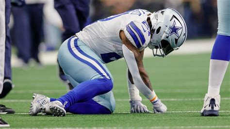 The Dallas Cowboys May Have A Huge Problem With Ezekiel Elliott