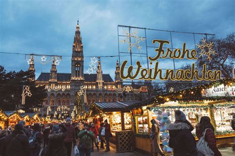 Visiting the Christmas Markets in Vienna • The Blonde Abroad