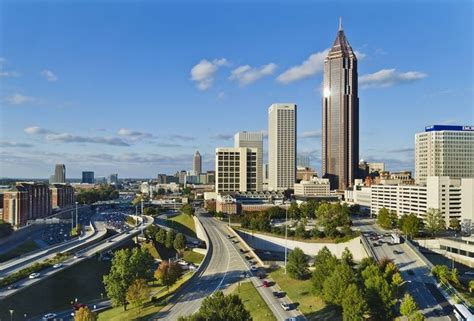 9 of Atlanta's Most Iconic Architectural Landmarks | Atlanta skyline, Best places to live ...