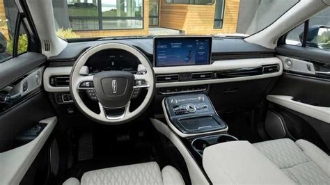 Lincoln Nautilus 2021 Hadir dengan Desain Interior Lebih Mewah