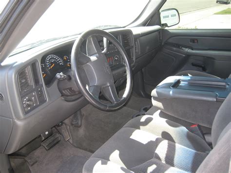 2005 Chevrolet Silverado 1500 - Interior Pictures - CarGurus