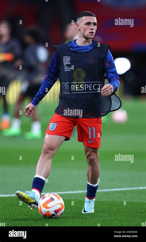 London, England, 26th September 2022. Phil Foden of England during warm ...