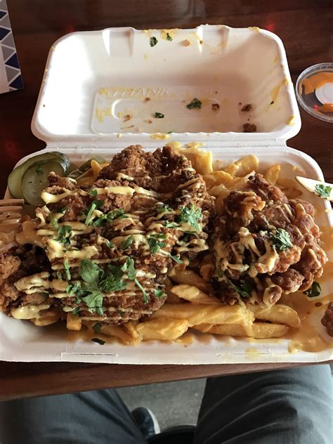 [I Ate] Fried Chicken and Fries with Awesome Sauce : food