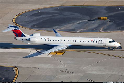 Canadair Regional Jet 900