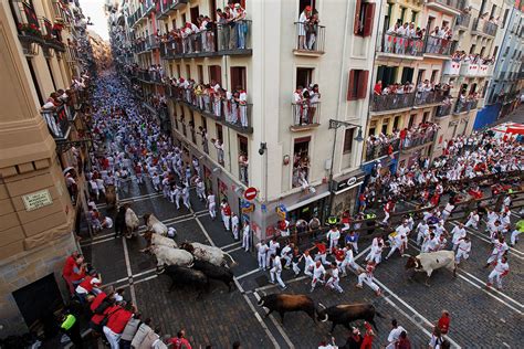 Pamplona: Four injured in first running of the bulls at the 2016 San Fermin festival