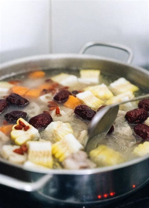 7 Chinese Soup Recipes to Keep you Healthy during the Pandemic - YoRipe