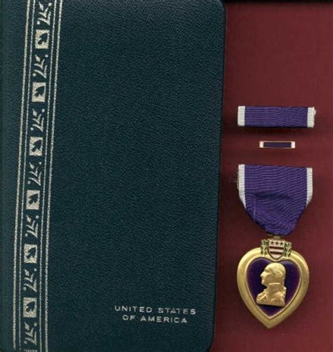 Vietnam Purple Heart medal in case with ribbon bar and lapel pin