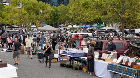 Explore the Thriving Melbourne Camberwell Market for Unique Finds