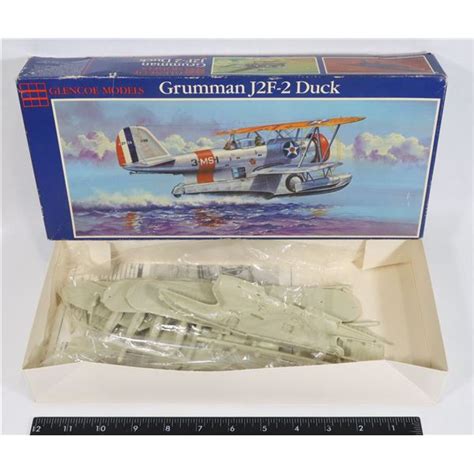 #945 GLENCOE GRUMMAN J2F-2 DUCK SEAPLANE 1:48