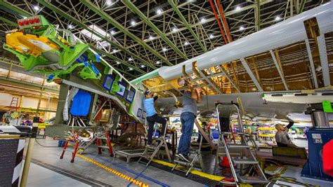 Boeing reinvents the 777 assembly line while production cranks on | The ...