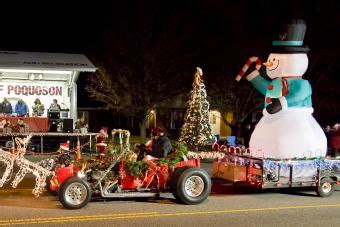 7 Christmas Parade Float Ideas | LoveToKnow