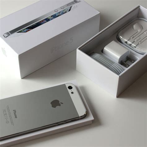 Unpacking the iPhone 5 | Garrett Gee | Apple packaging, Phone packaging, Electronics packaging ...