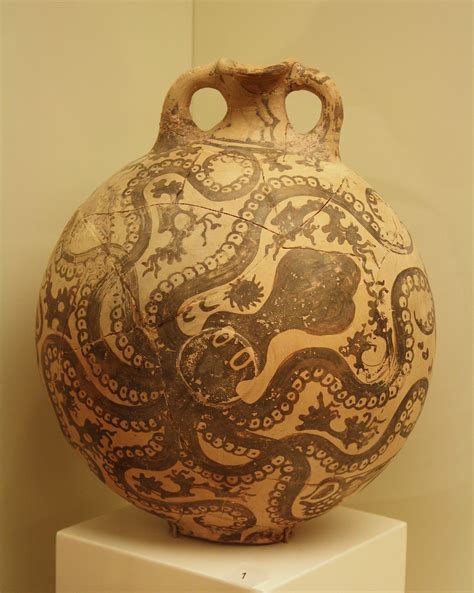 Minoan Vase in Marine Style (Illustration) - Ancient History Encyclopedia