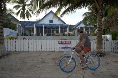 John McAfee Plays Hide-and-Seek in Belize | RealClearPolitics