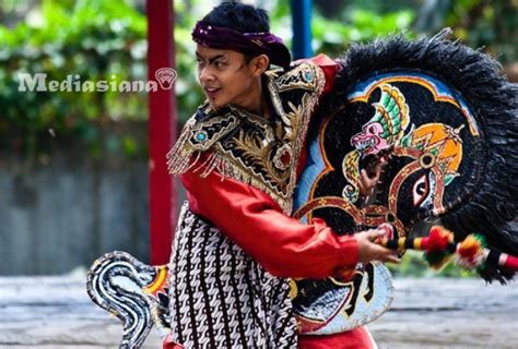 Kuda Lumping : Sejarah, Keunikan dan Jenisnya - Mediasiana.com - Media Pembelajaran Masakini