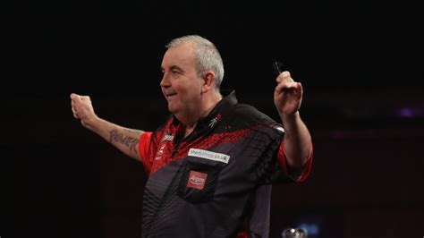 Phil Taylor replies 'no' when asked if Daryl Gurney is the future of ...